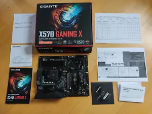 Carte mère GIGABYTE X570 Gaming X AMD Ryzen X570 socket AM4 ATX DDR4 USB 3.0